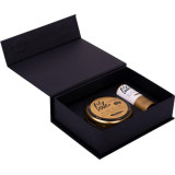 We Love The Planet Golden Glow kinkekomplekt - Limited Edition komplekt (deodorant, 40 g + huulepalsam, 4,9 g)